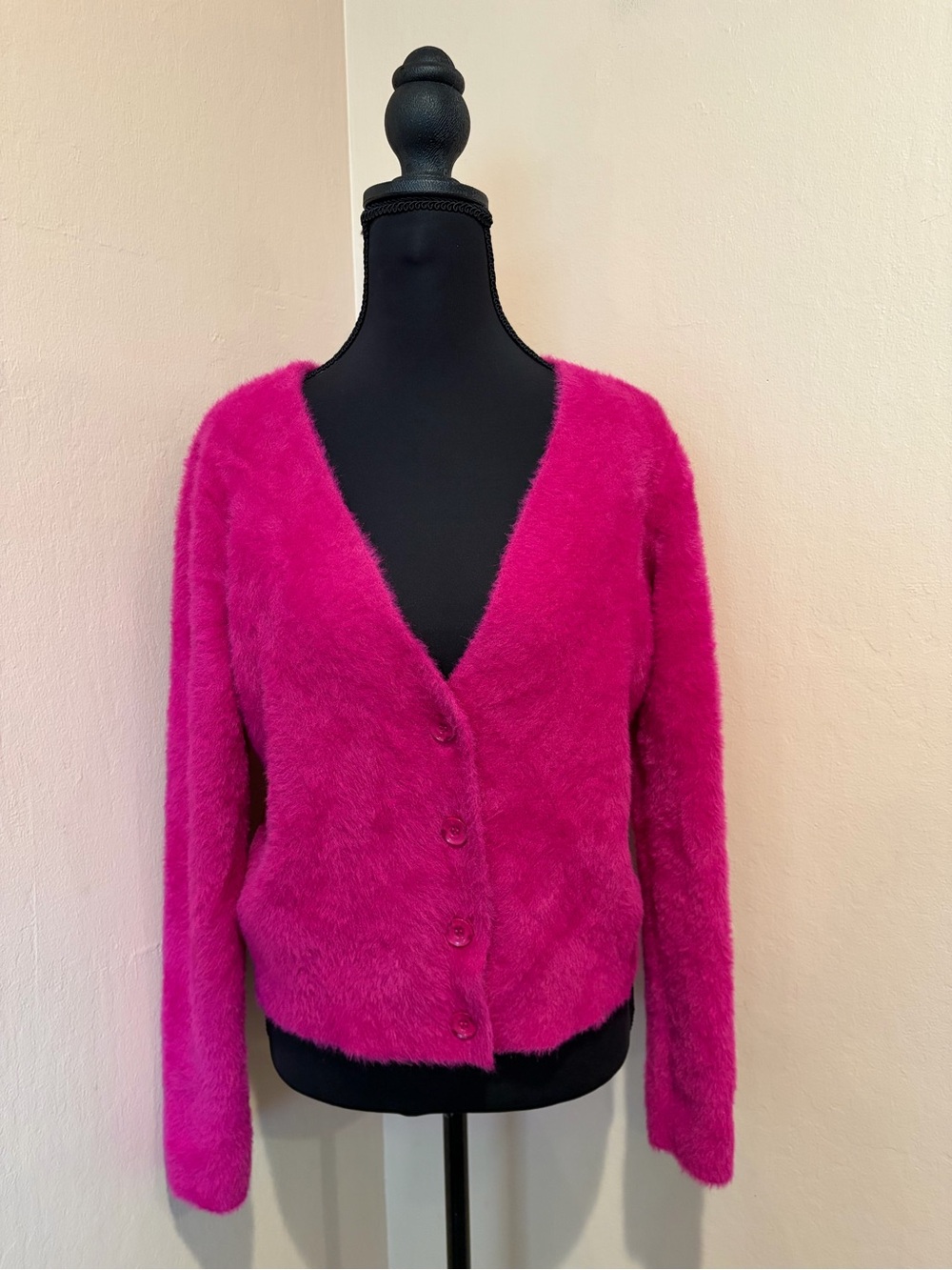 Cyrus Hot Pink Fuzzy and Soft Button Front Sweater, Girlie and Flirty, size M